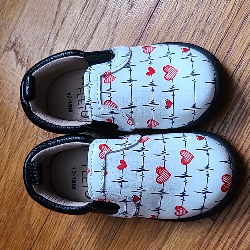 Monkey Feet Heart Warrior Slides